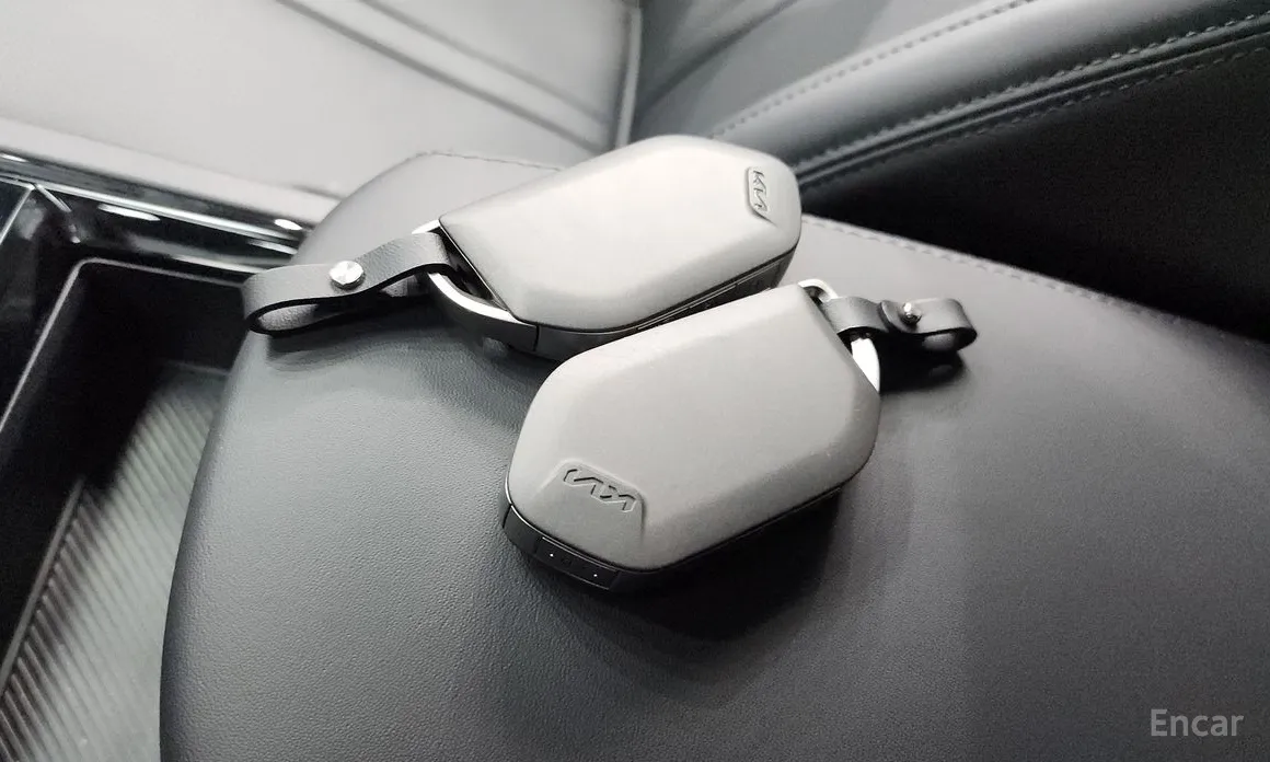 Фото 17 - Kia K5