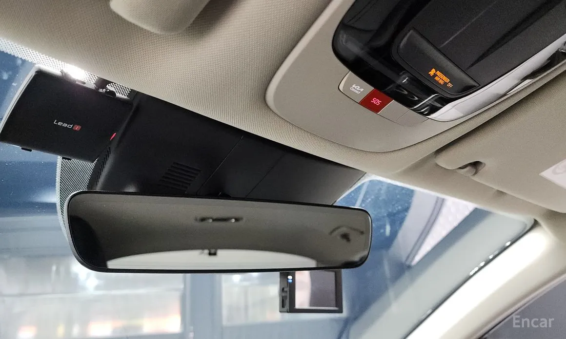 Фото 18 - Kia K5