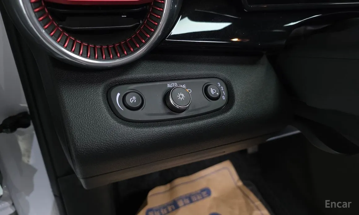 Фото 18 - Chevrolet Trax