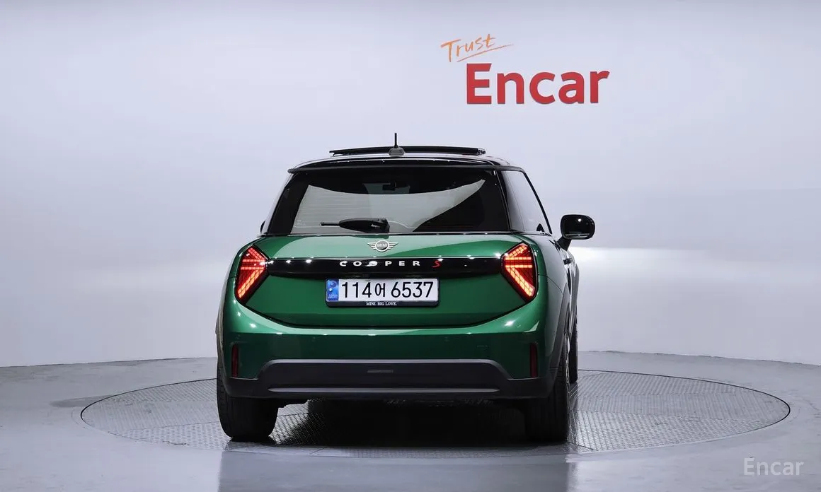 Фото 4 - Mini Cooper