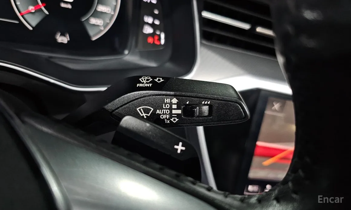 Фото 18 - Audi A6