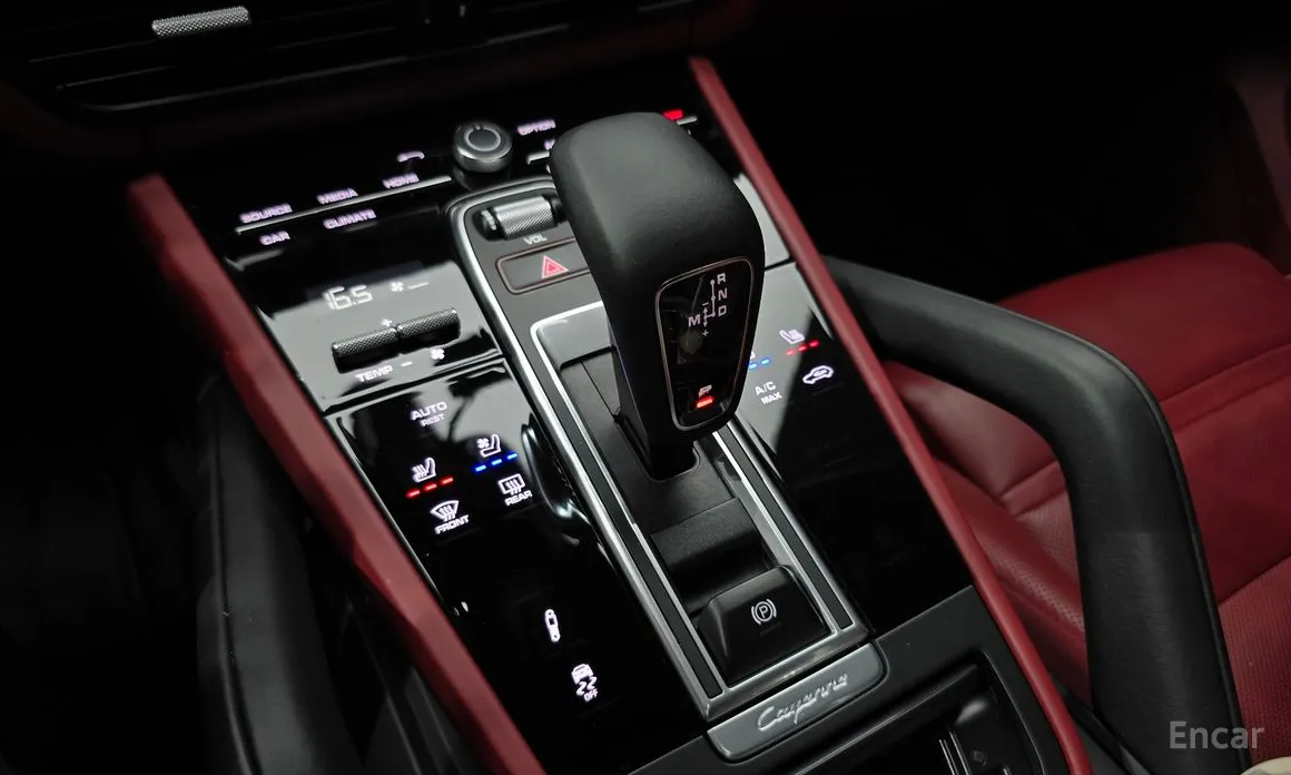 Фото 9 - Porsche Cayenne