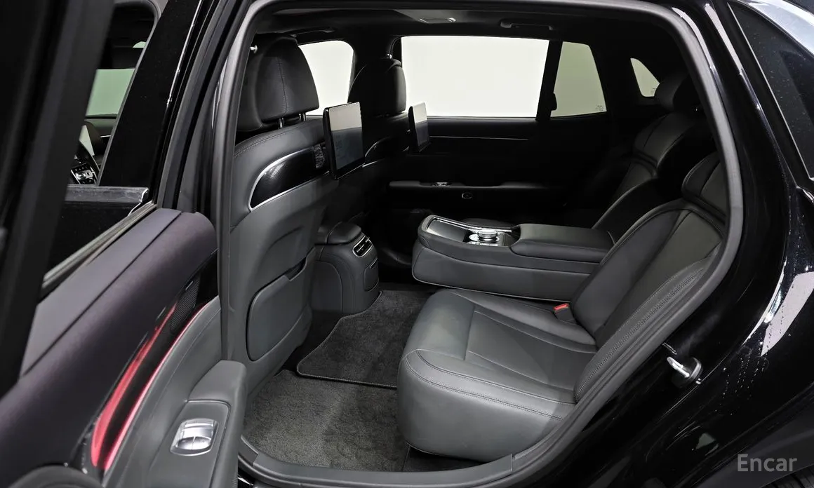 Фото 20 - Genesis G90