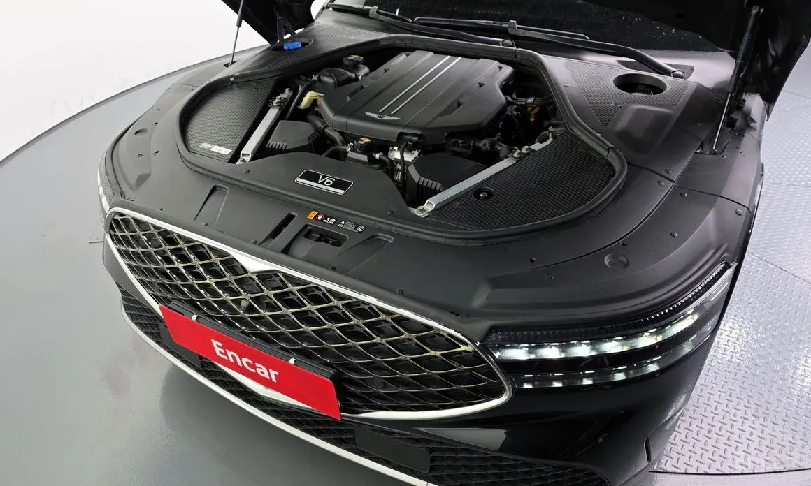 Фото 6 - Genesis G90