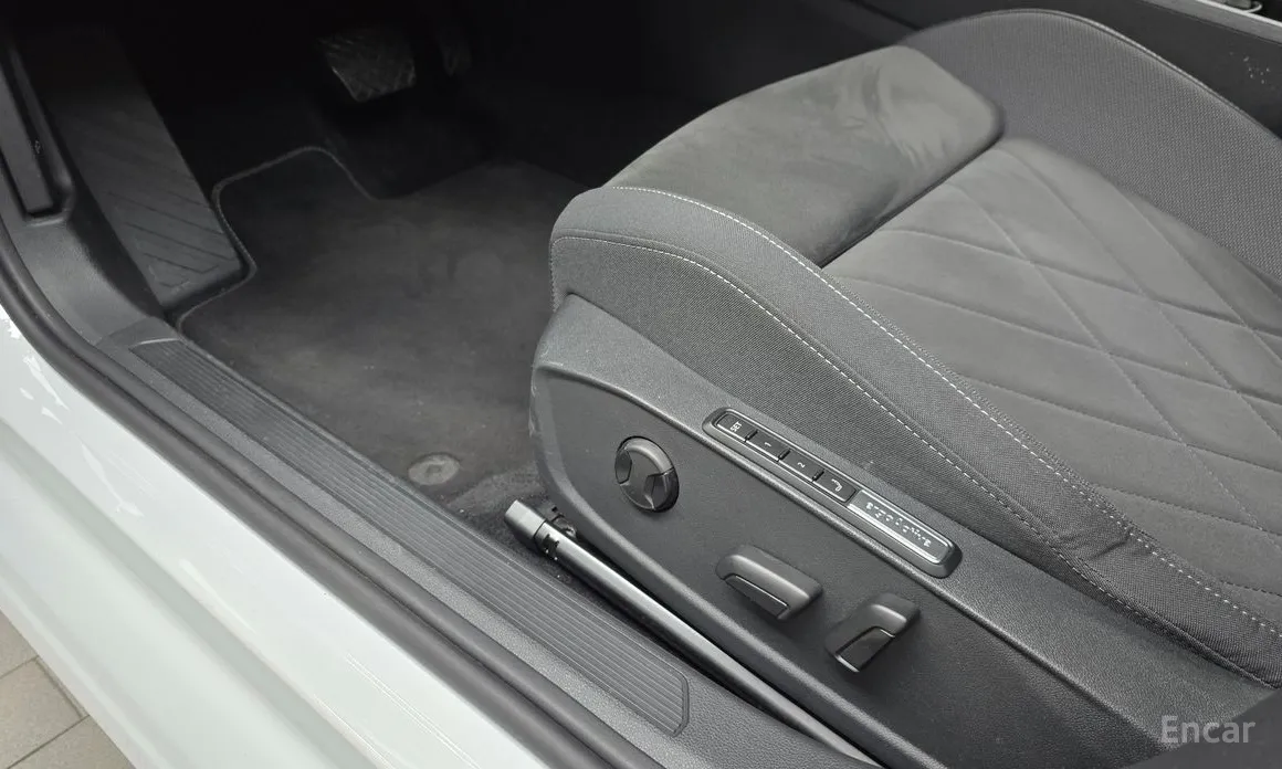 Фото 18 - Volkswagen Golf