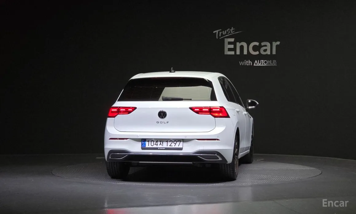 Фото 4 - Volkswagen Golf