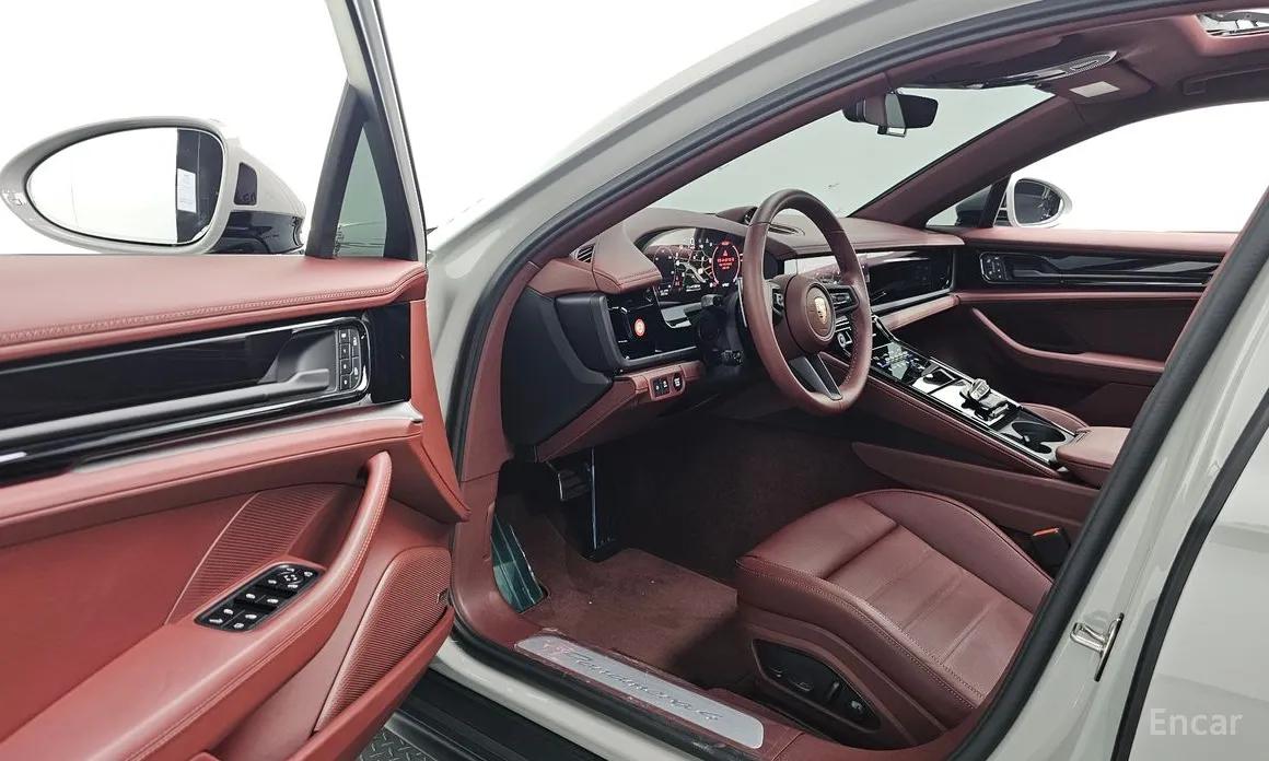 Фото 11 - Porsche Panamera