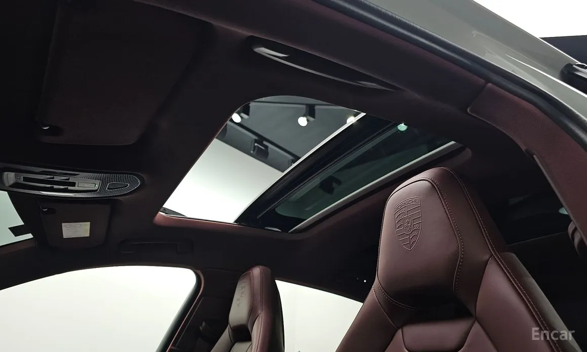 Фото 19 - Porsche Panamera