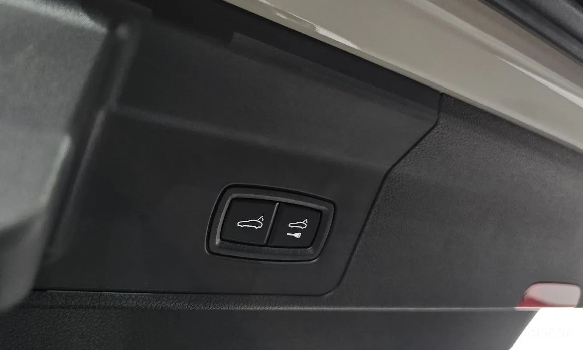 Фото 20 - Porsche Panamera