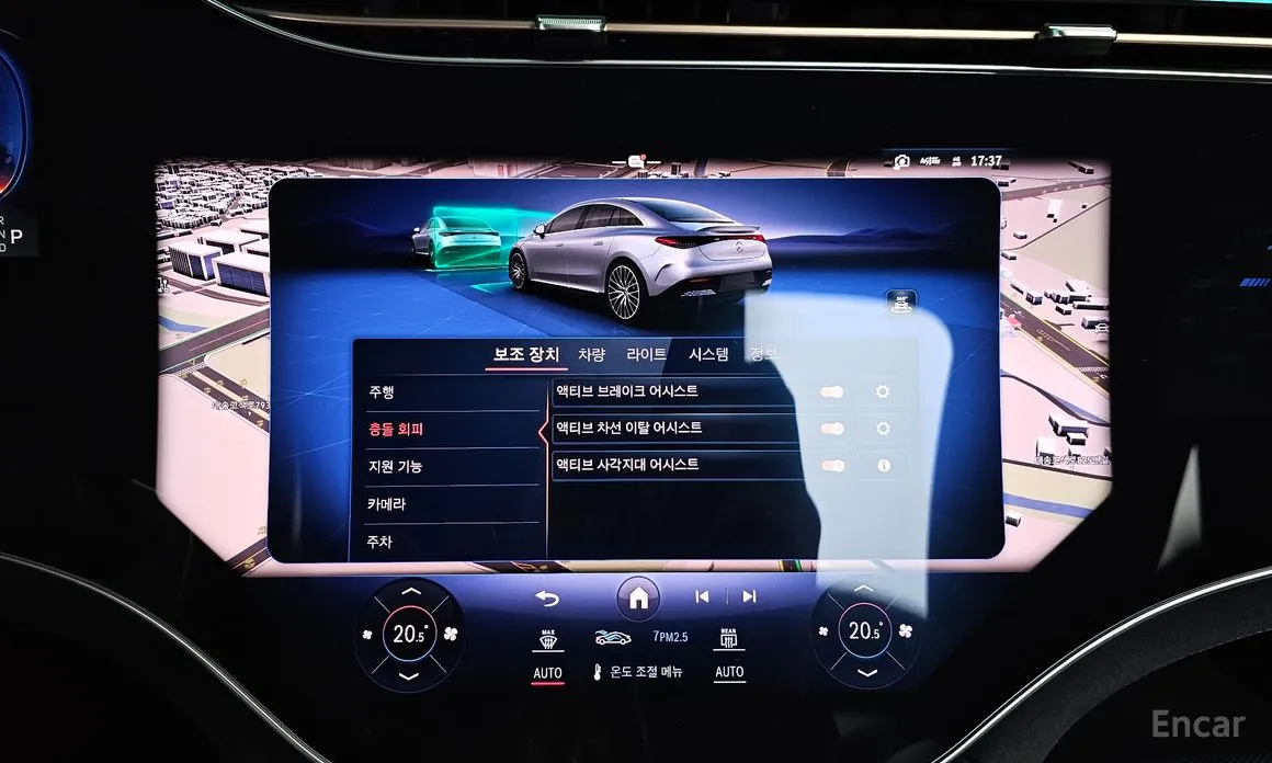 Фото 17 - Mercedes-Benz EQE