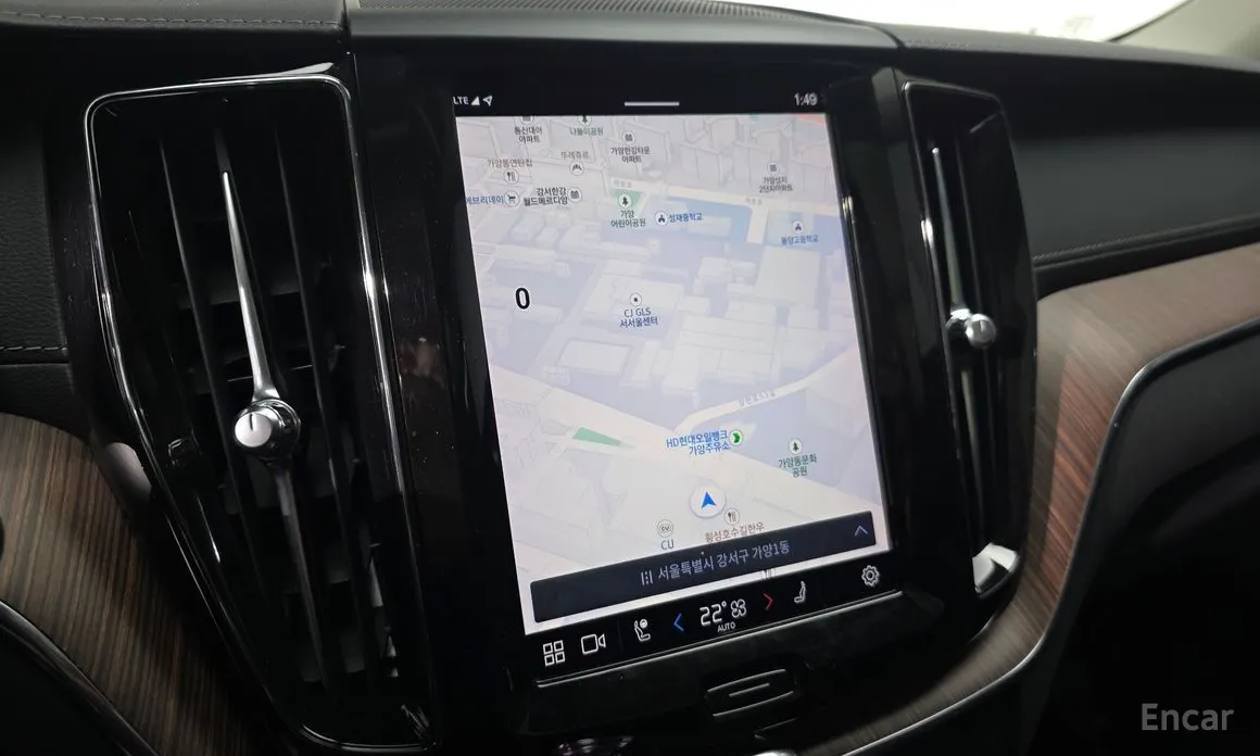 Фото 15 - Volvo XC60