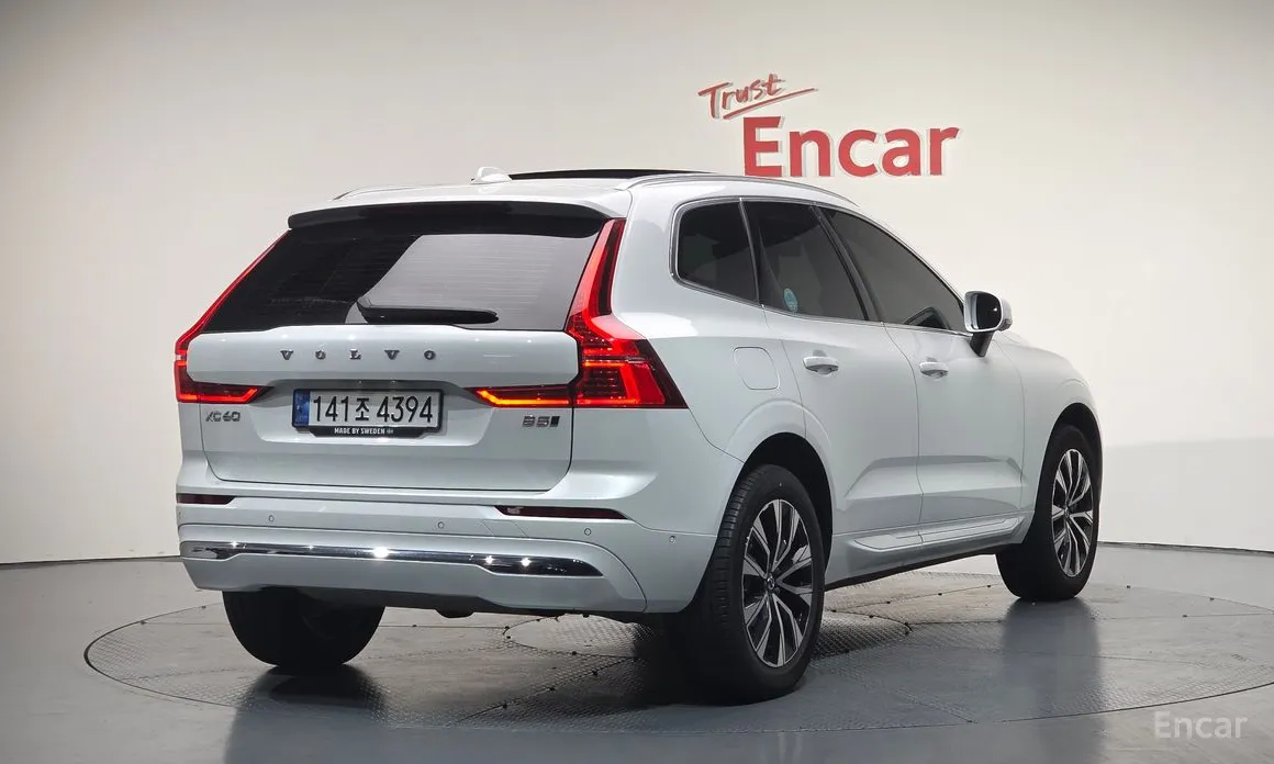Фото 2 - Volvo XC60