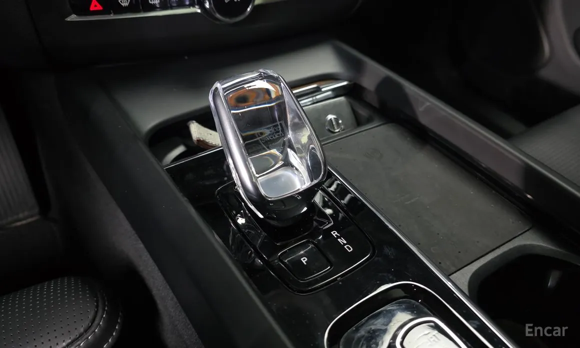 Фото 9 - Volvo XC60