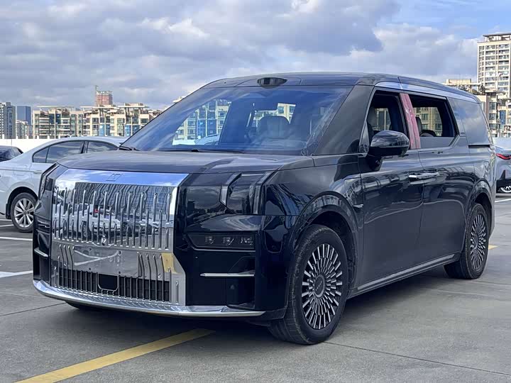 Фото 1 - Zeekr 009