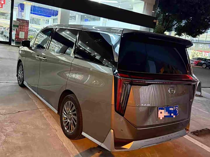 Фото 6 - GAC Trumpchi M8