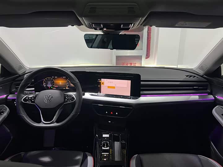 Фото 13 - Volkswagen Lamando L