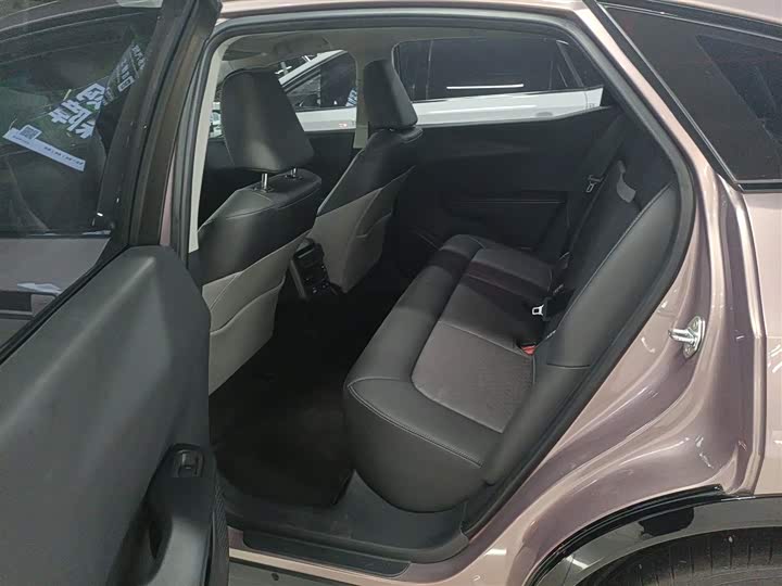 Фото 17 - Toyota bZ3