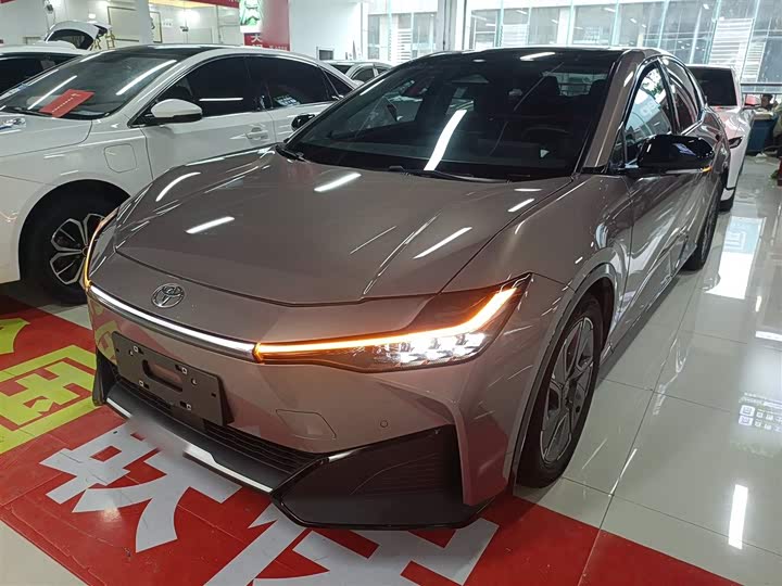 Фото 2 - Toyota bZ3