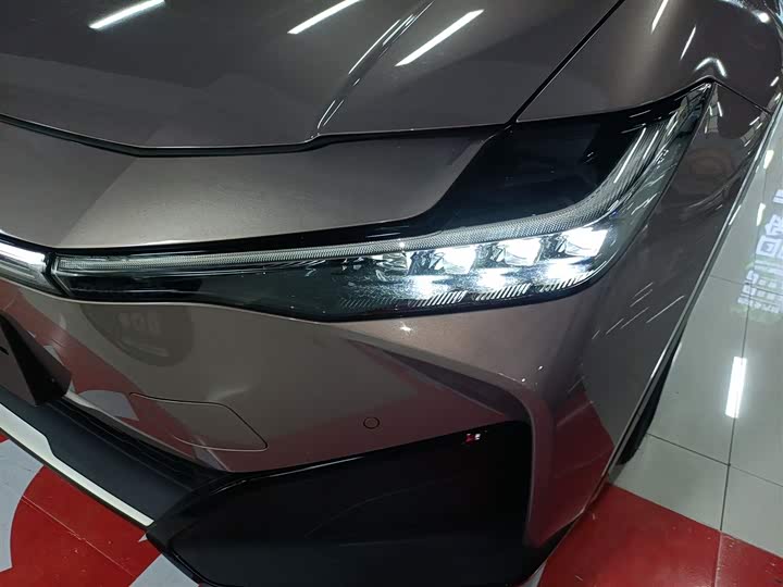 Фото 24 - Toyota bZ3