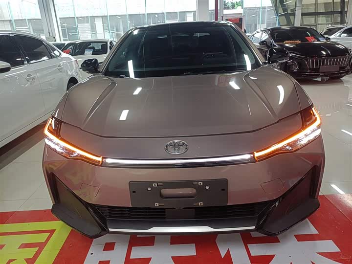 Фото 3 - Toyota bZ3