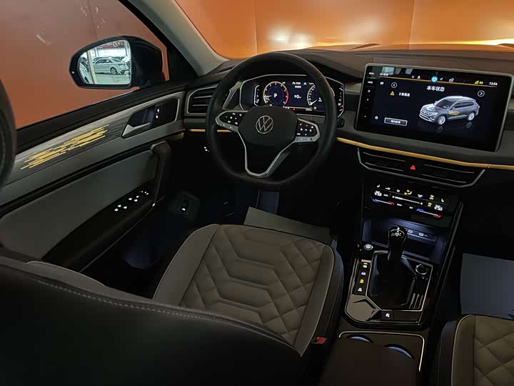 Фото 13 - Volkswagen Tayron