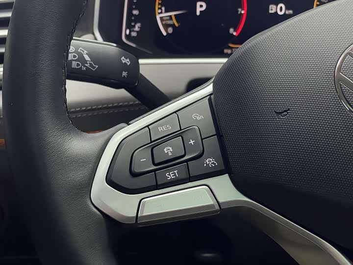 Фото 20 - Volkswagen Tayron