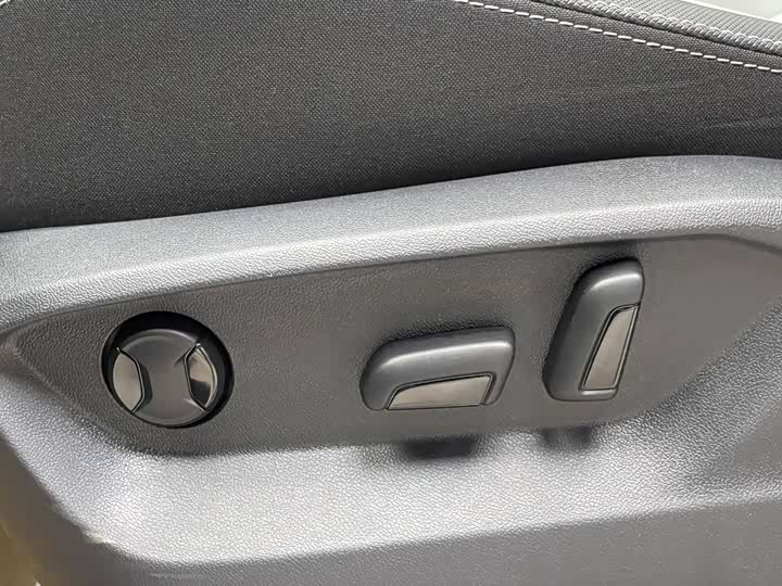 Фото 24 - Volkswagen Tayron