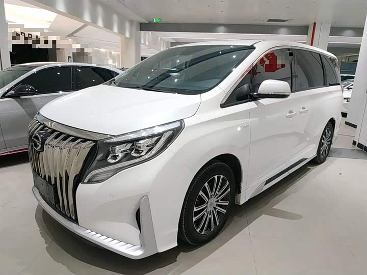 Фото 1 - GAC Trumpchi M8