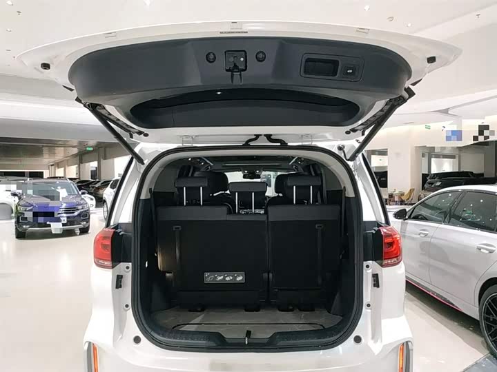 Фото 19 - GAC Trumpchi M8