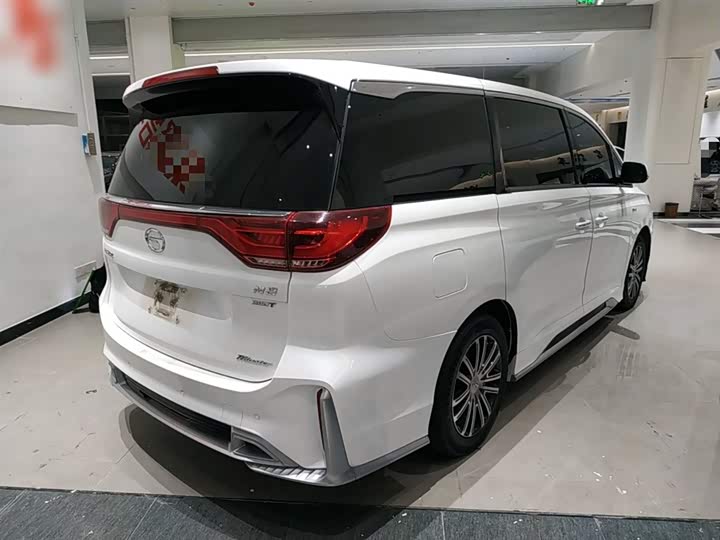 Фото 7 - GAC Trumpchi M8