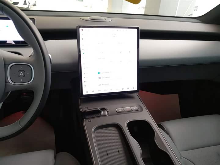 Фото 13 - Nio ET5