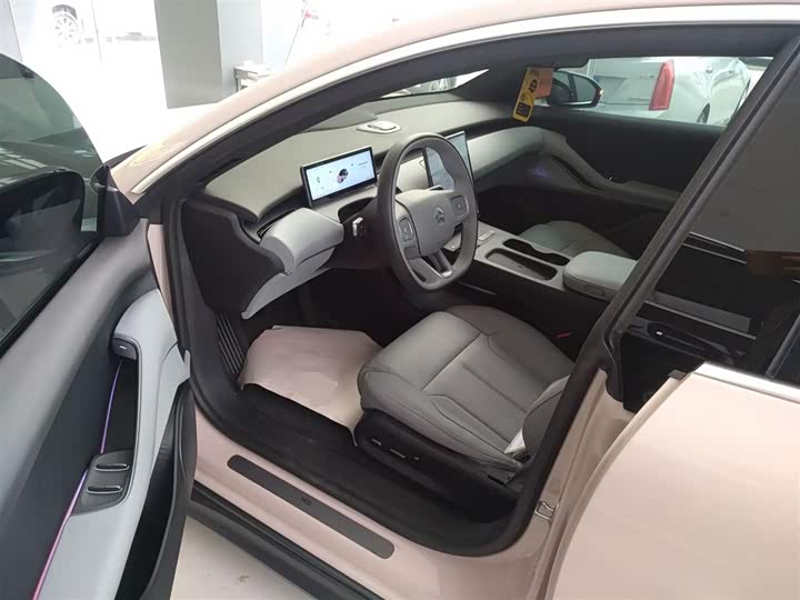 Фото 16 - Nio ET5