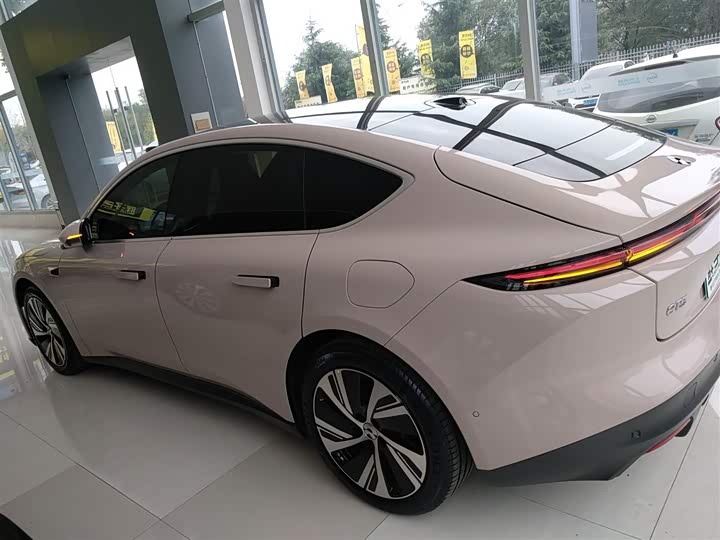 Фото 5 - Nio ET5