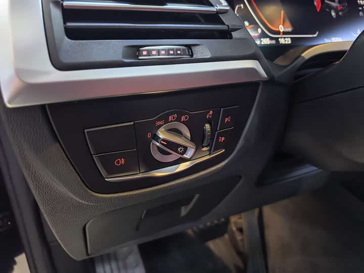 Фото 22 - BMW X3