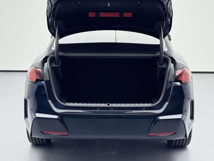 Фото 17 - BMW 2 Series