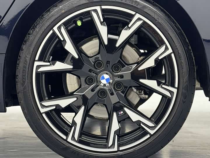 Фото 19 - BMW 2 Series