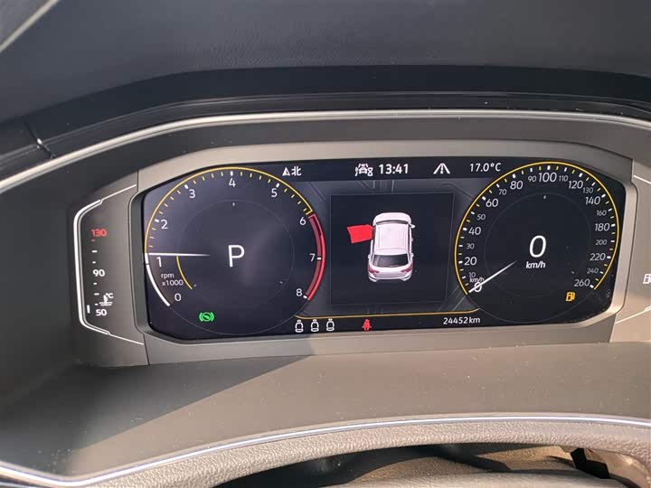 Фото 12 - Volkswagen T-Roc