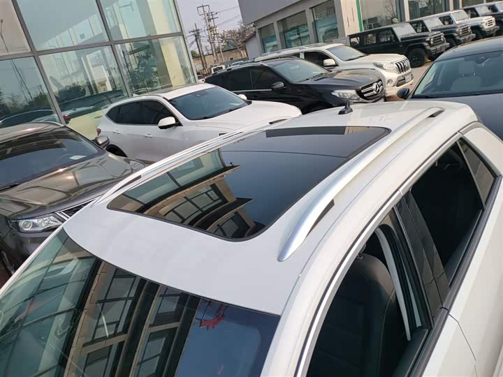 Фото 27 - Volkswagen T-Roc