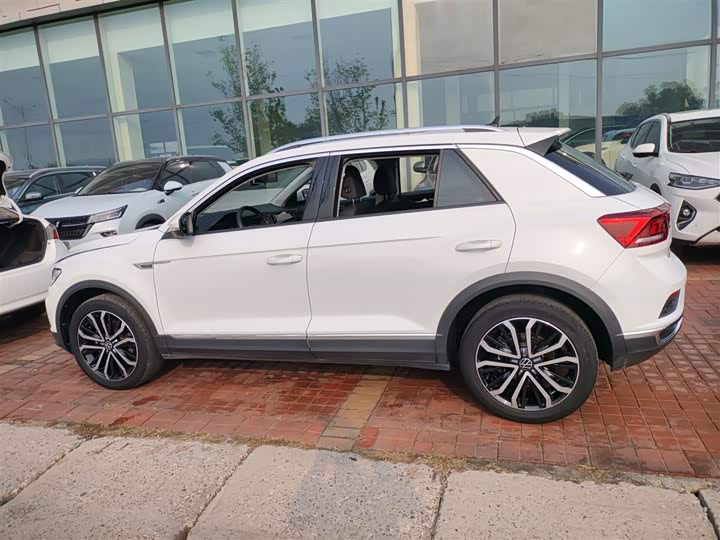 Фото 5 - Volkswagen T-Roc