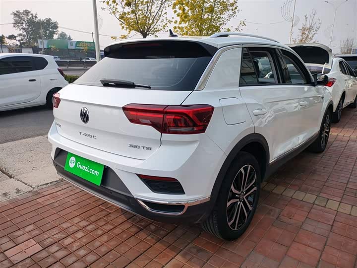 Фото 7 - Volkswagen T-Roc