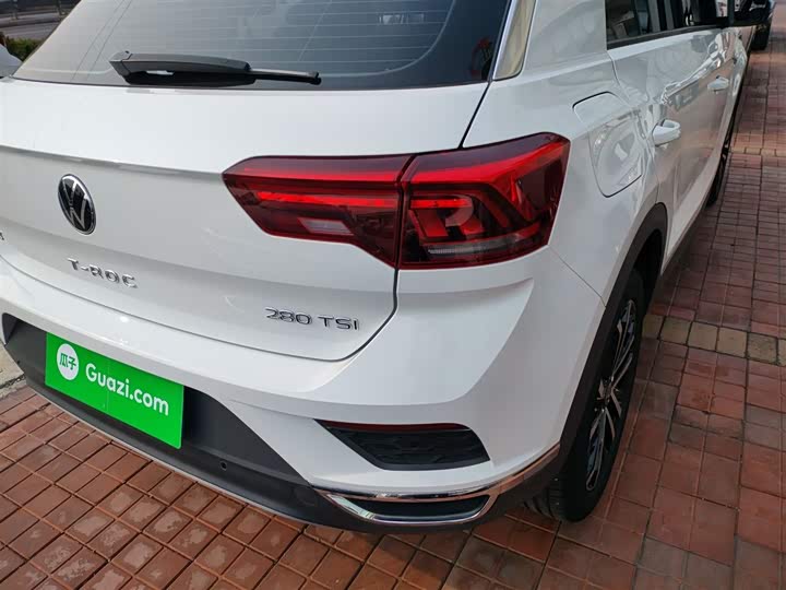 Фото 8 - Volkswagen T-Roc