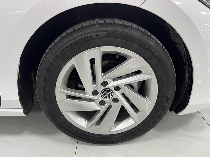 Фото 12 - Volkswagen Lamando L