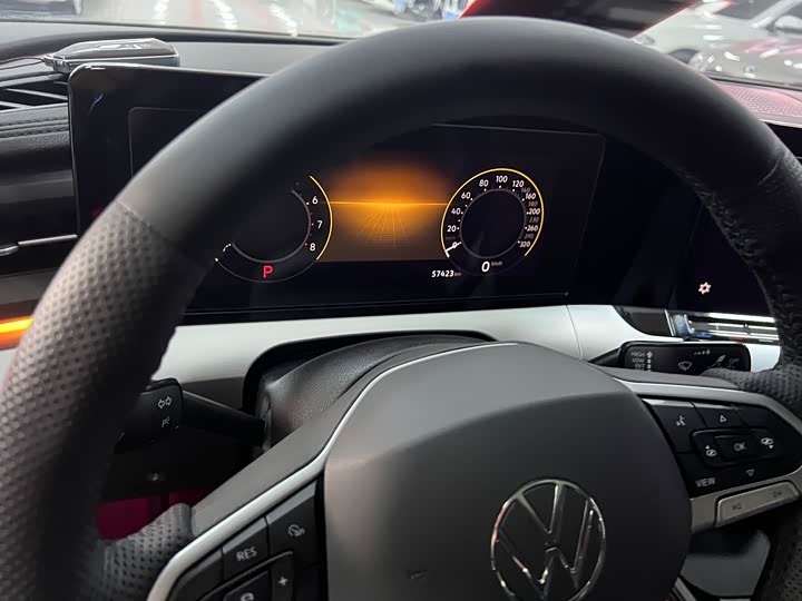 Фото 13 - Volkswagen Lamando L