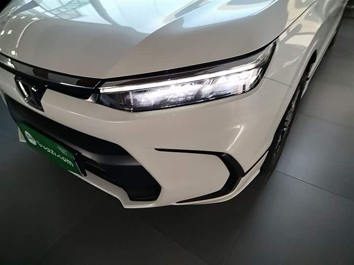 Фото 24 - Honda Breeze