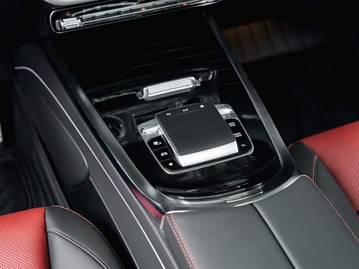 Фото 22 - Mercedes-Benz G-Class AMG