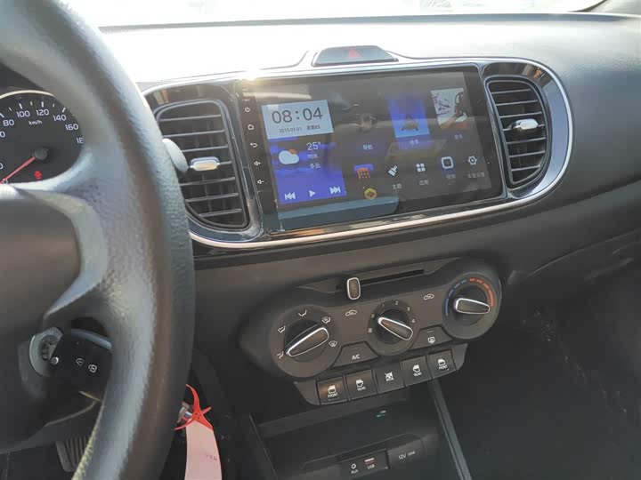 Фото 13 - Kia Pegas