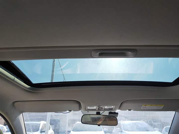 Фото 18 - Kia Pegas