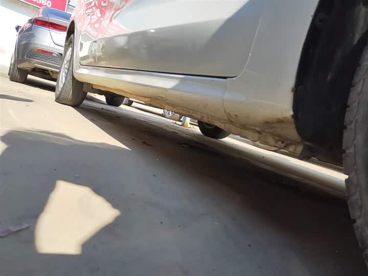 Фото 21 - Kia Pegas