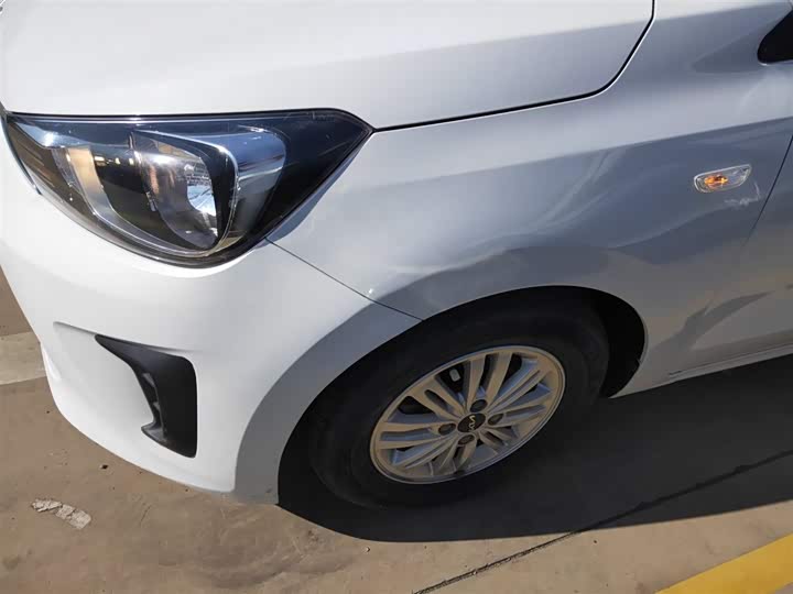 Фото 23 - Kia Pegas