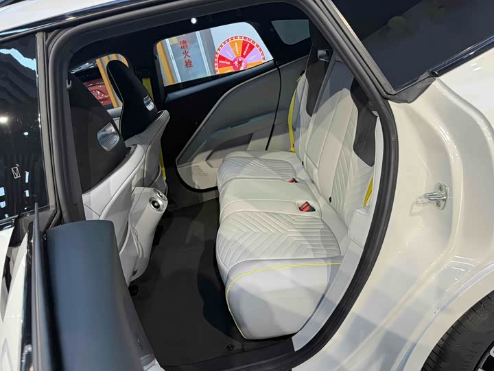 Фото 14 - Avatr 11